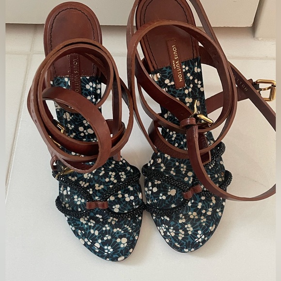 Louis Vuitton Runway - Picture 2 of 2